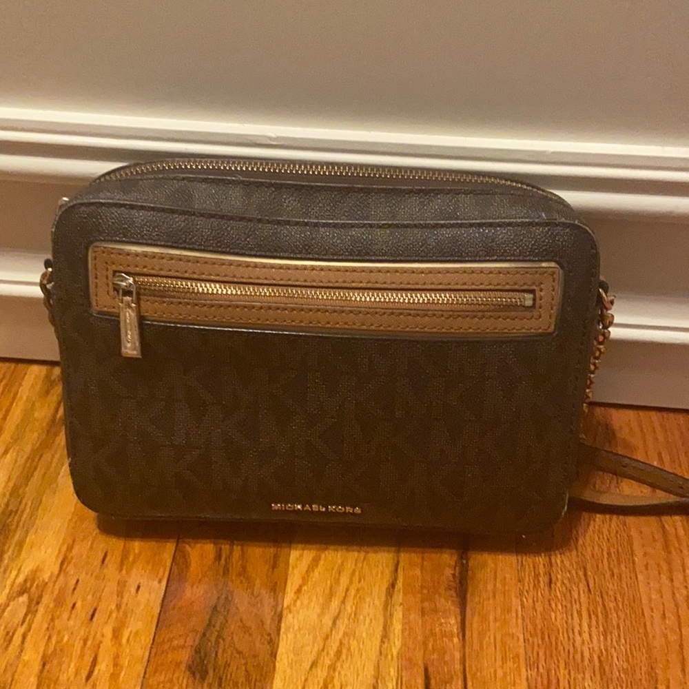 Michael Kors Crossbody